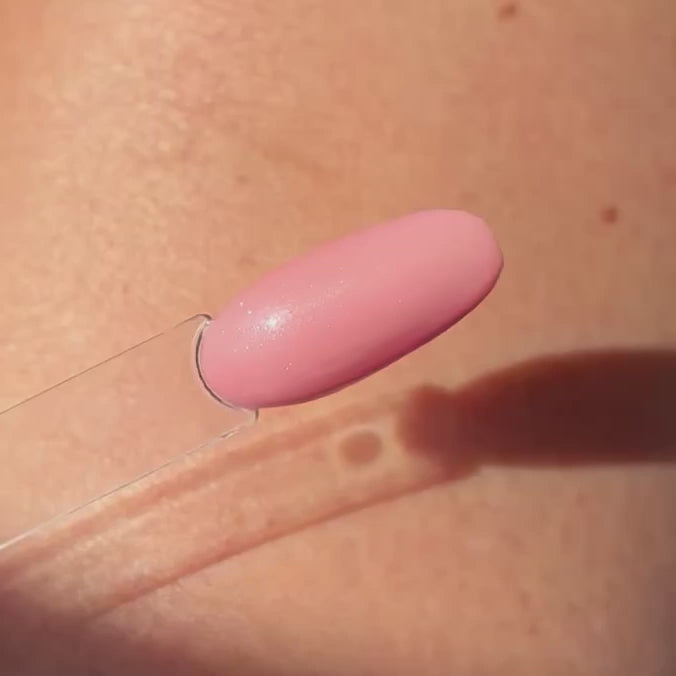 Indlæs video: Gel Neglelak – Blushy Peach
